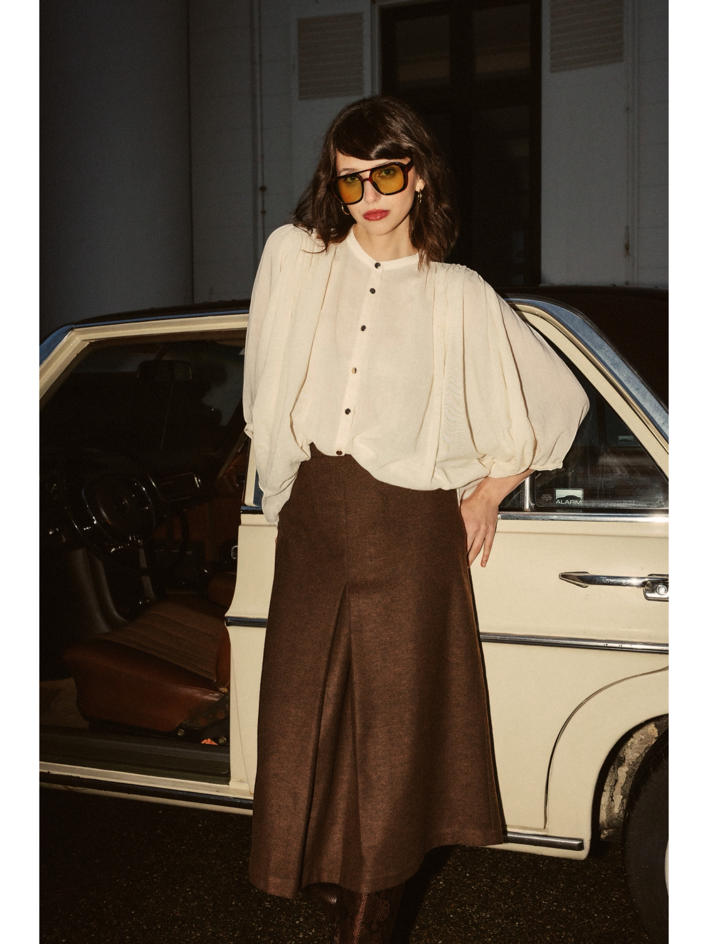 More Than That - bruine rok Lily