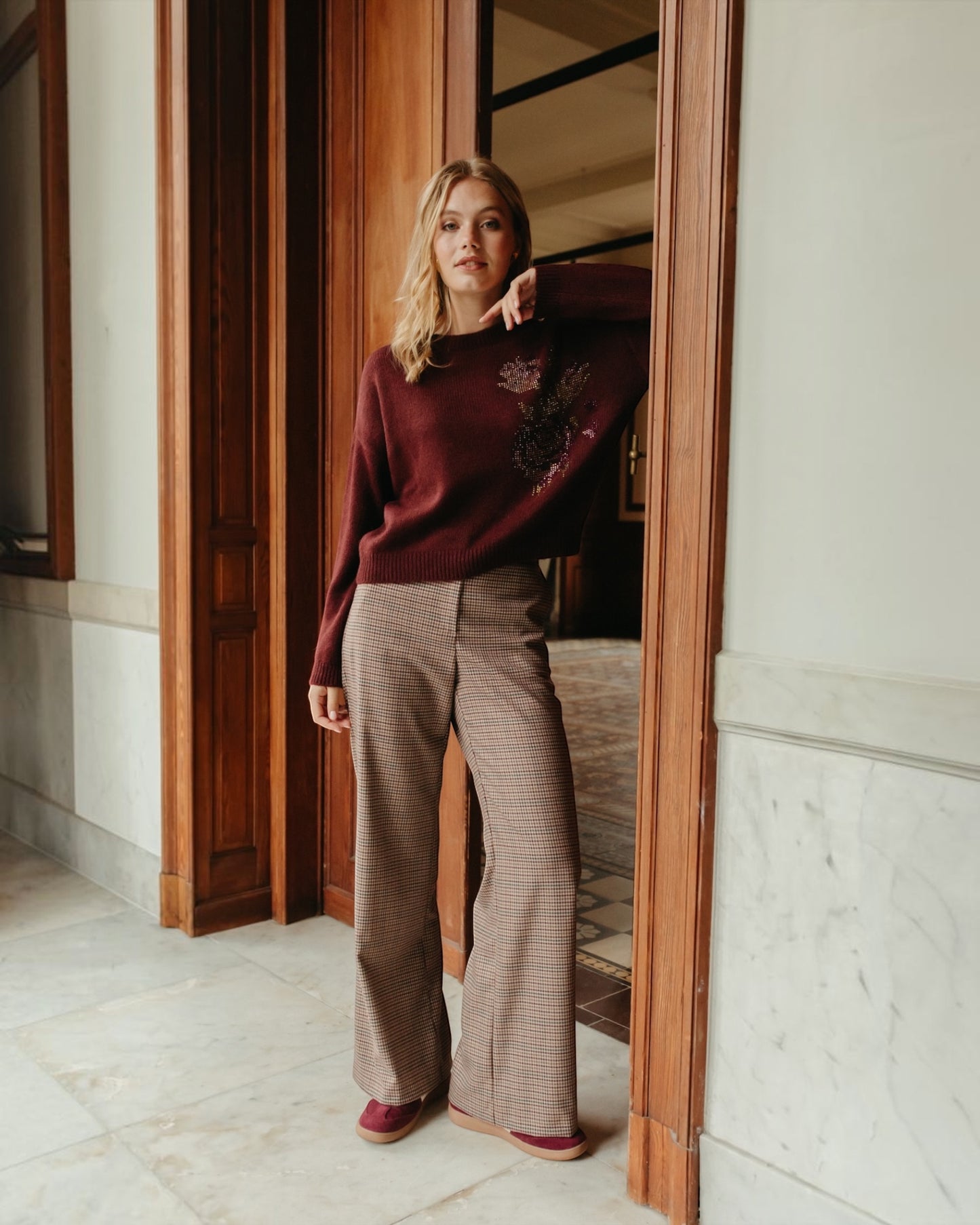 Broek Guilia geruit bruin – More Than That
