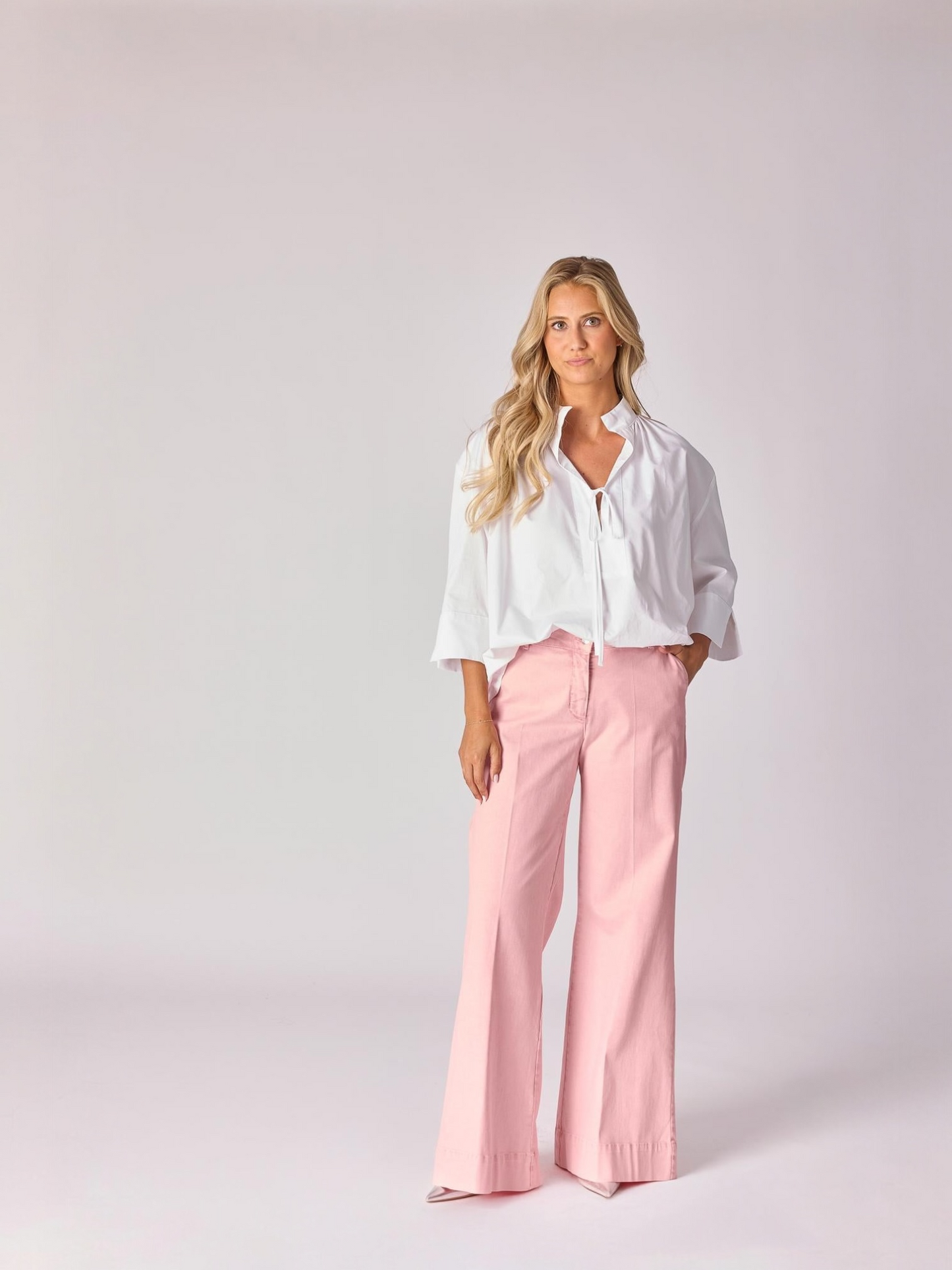 Lalotti - ORPHELIE oversized hemd met strikdétail - white