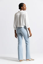 Afbeelding in Gallery-weergave laden, ROSKO lichtblauwe jeans flared model - Gigue
