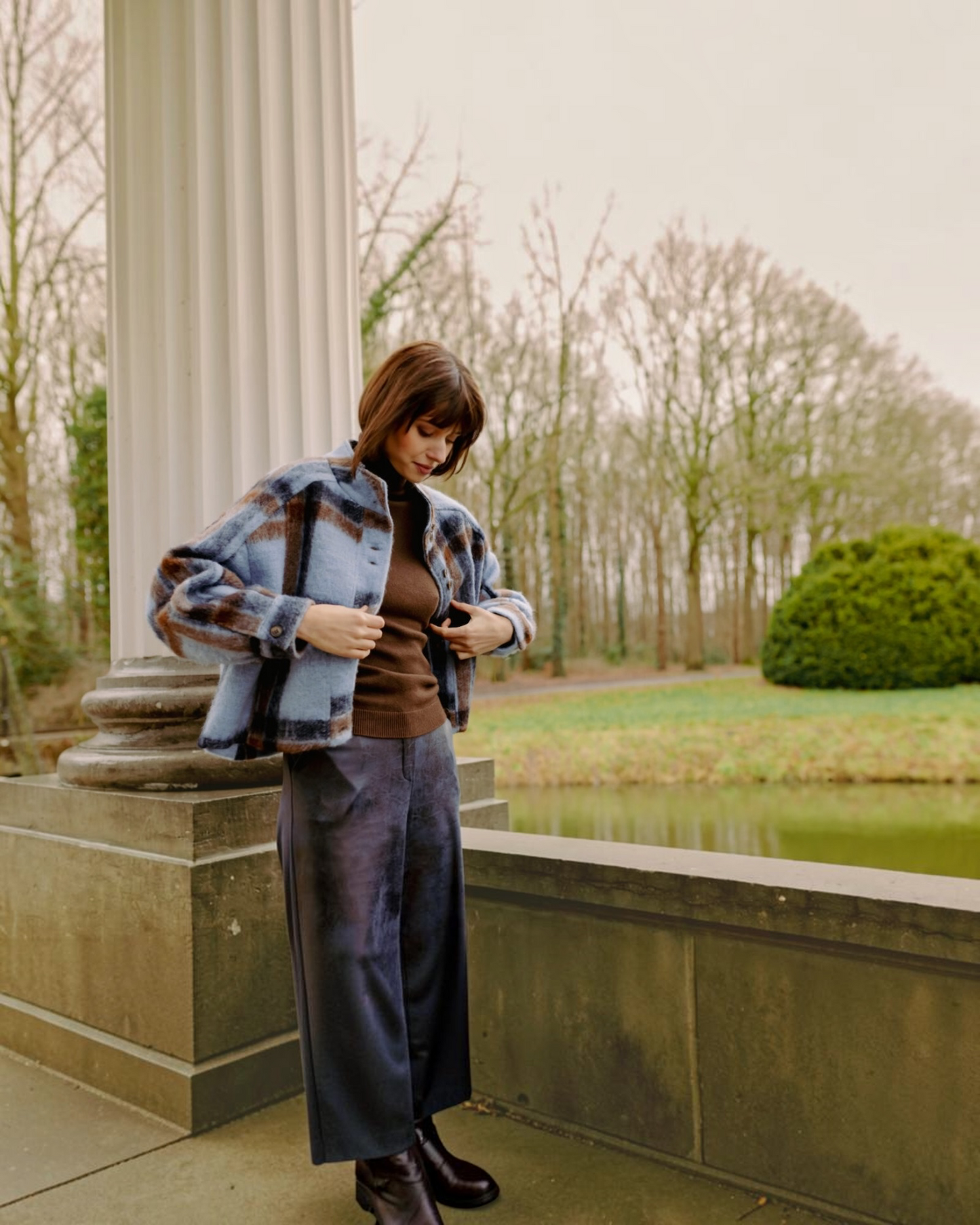 More Than That Magali Jacket | Geruite wollen jas blauw-bruin