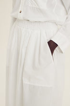 Afbeelding in Gallery-weergave laden, Lange witte rok HILARY A-lijn en zijzakken - Terre Bleue
