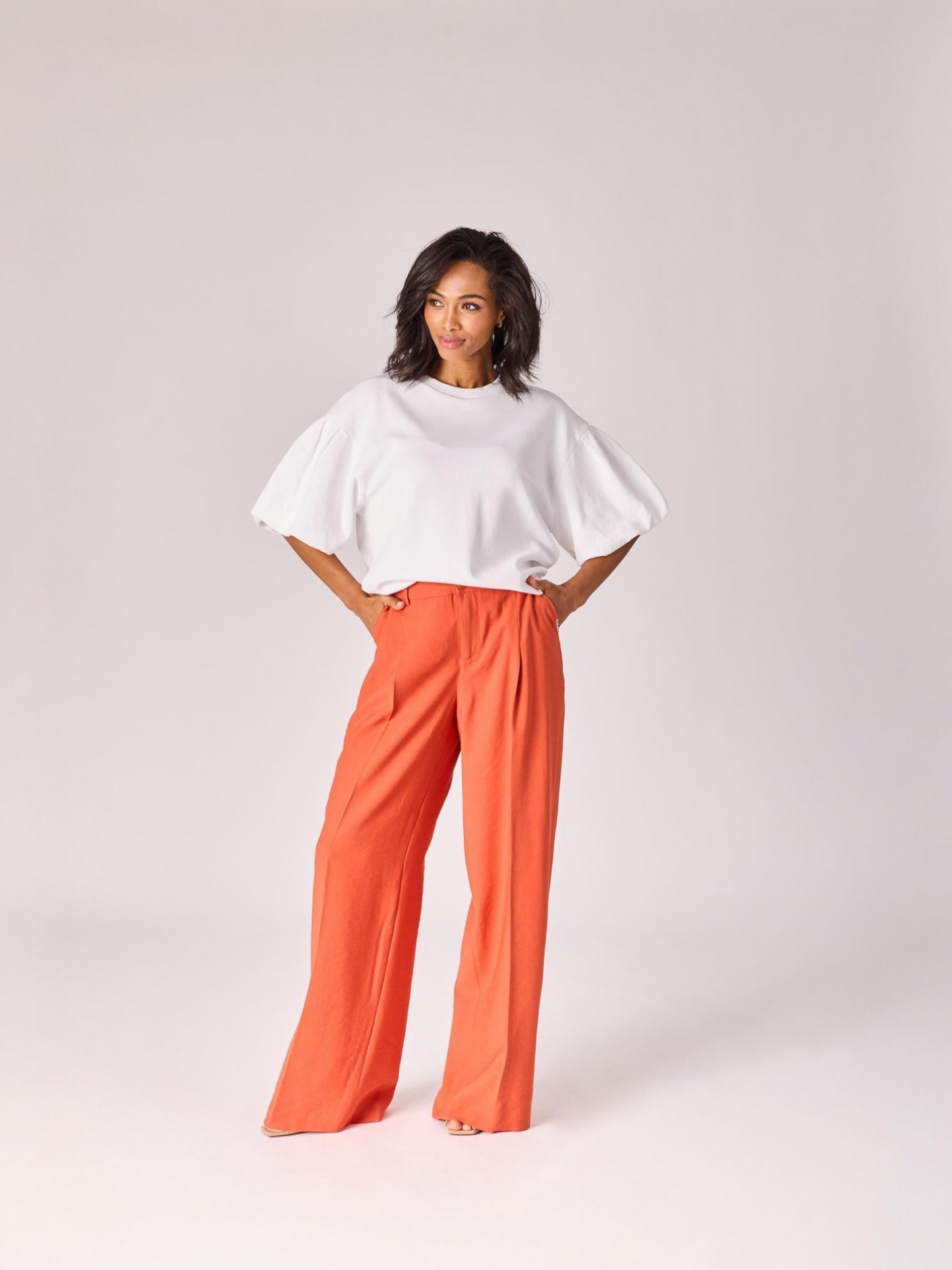 Lalotti - broek ODARE met bandplooi - burnt orange