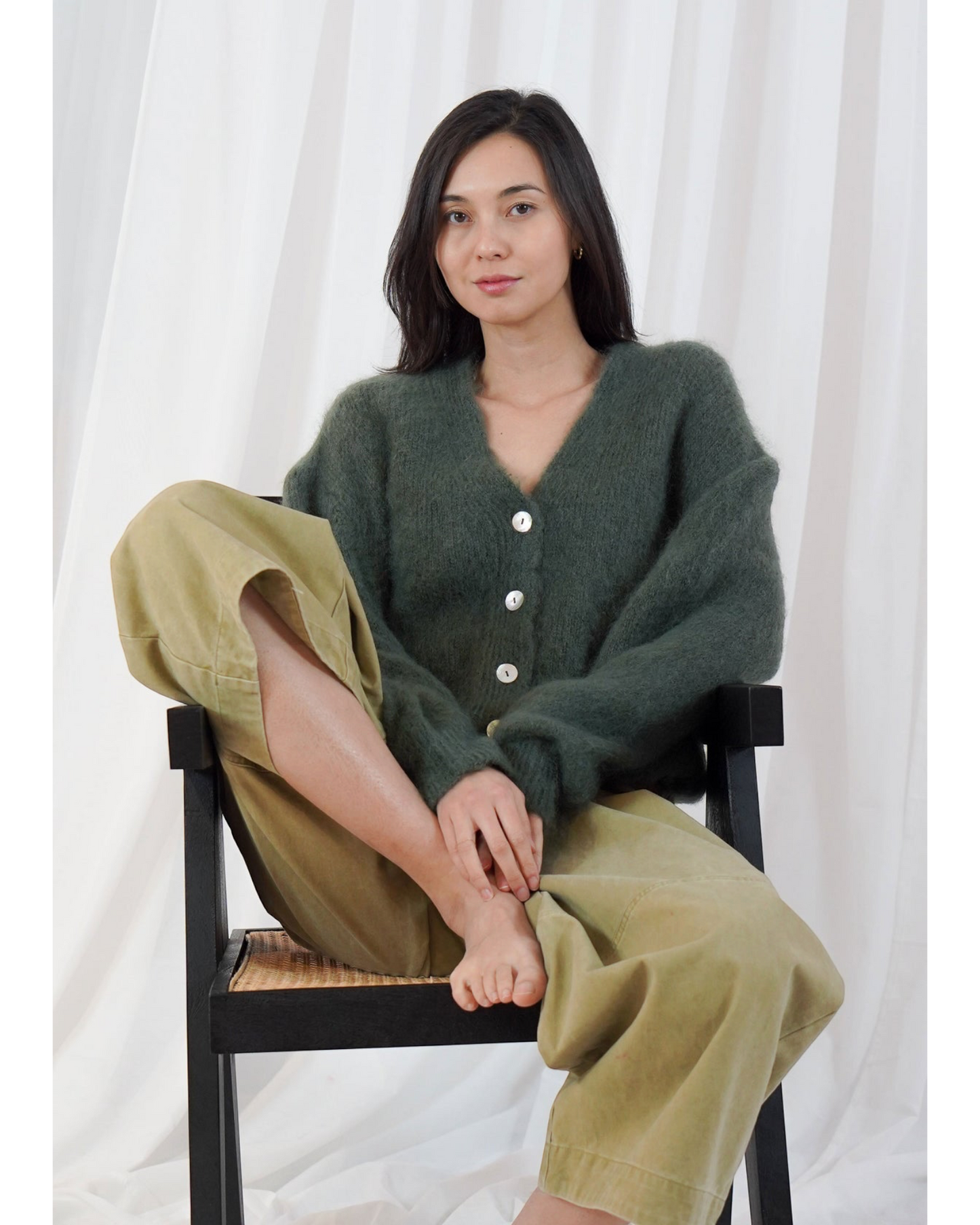 TWNS THE LABEL Malia Cardigan Military | Luxe Mohair Vest Dames