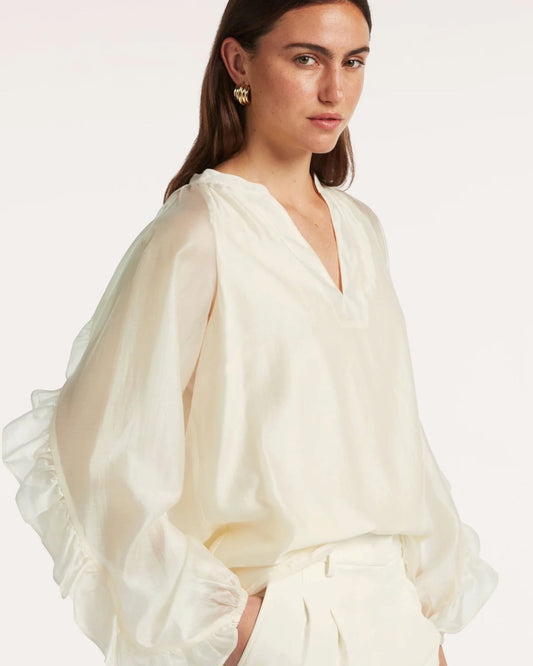 Beaumont Amanda Blouse Crème – Luchtige Lyocell Blouse met Ruches