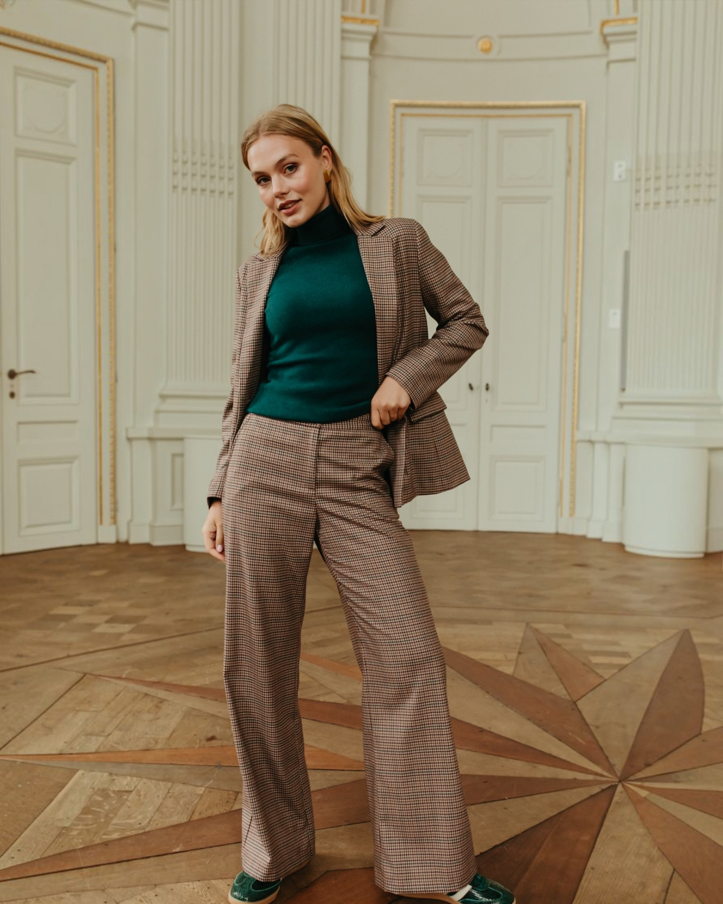Broek Guilia geruit bruin – More Than That
