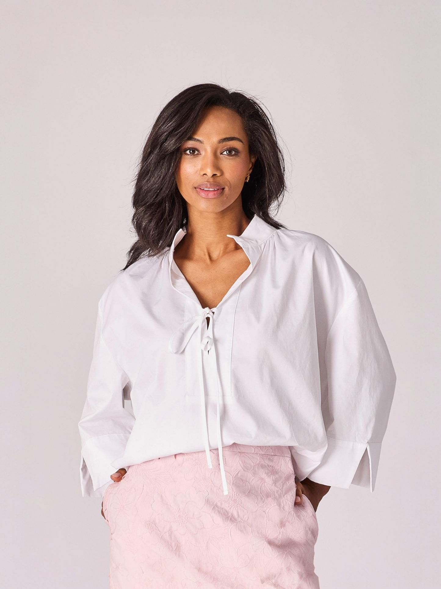 Lalotti - ORPHELIE oversized hemd met strikdétail - white
