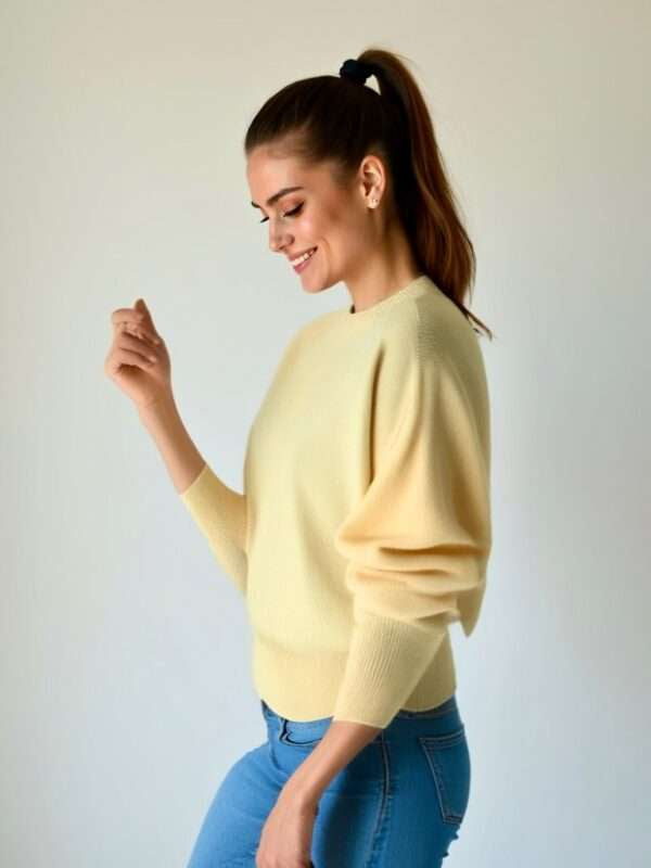 Pull VANESSA banana creme - Bonita Avenue