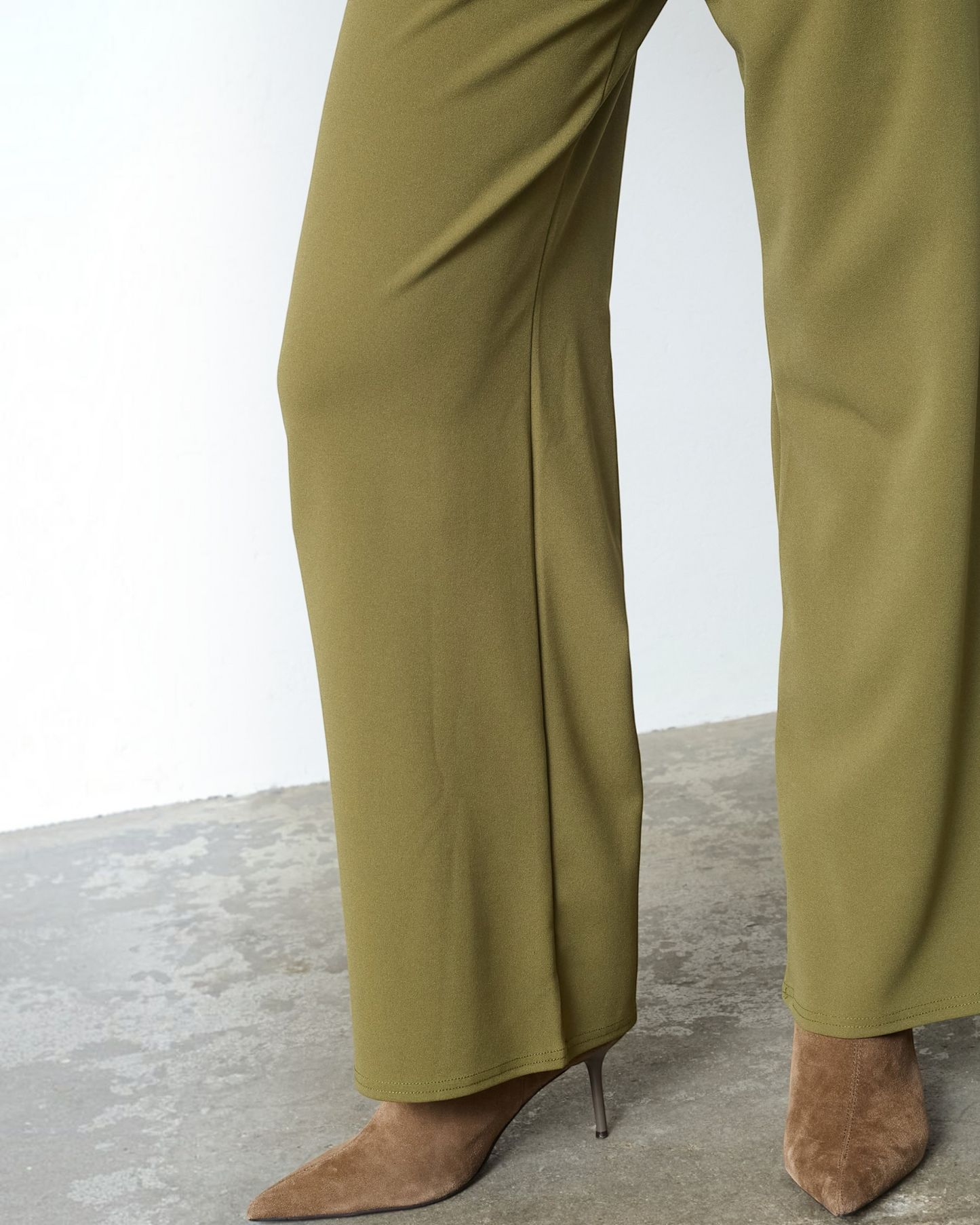 Sisters Point GLUT-PA.A wide leg broek Martini Olive