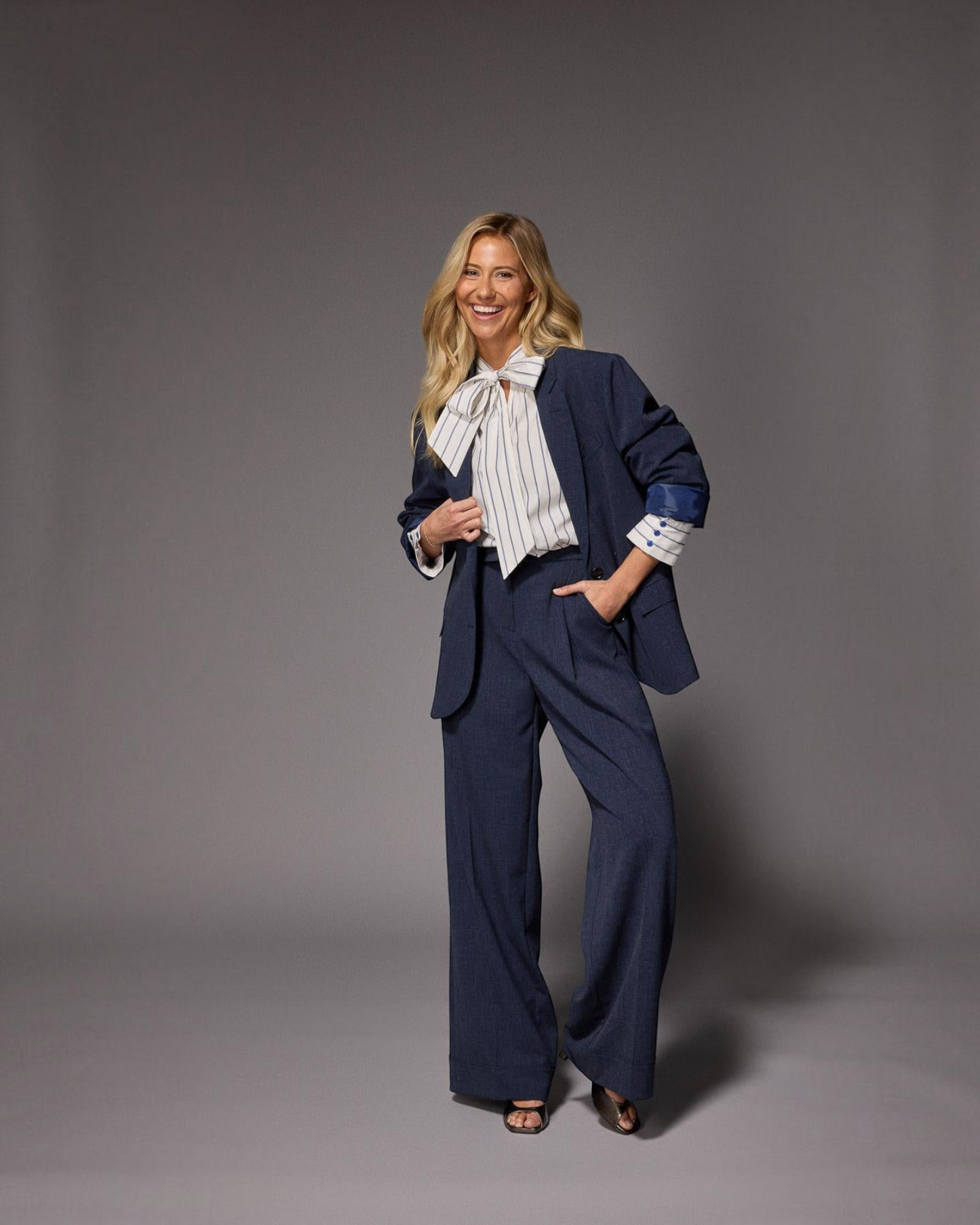 Lalotti Iowa oversized blazer navy – dames blazer