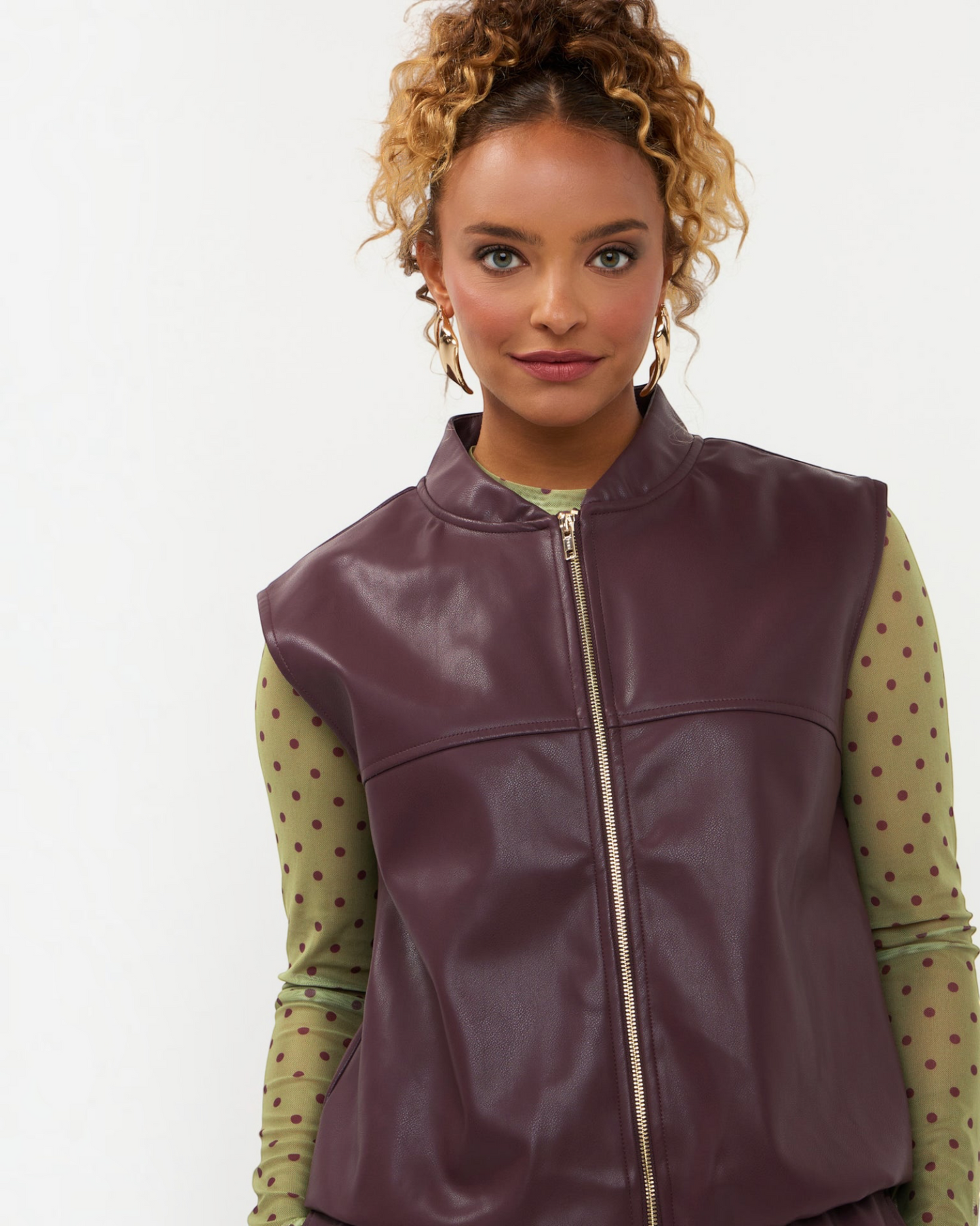 Ydence Gilet Inez Aubergine | Dames Gilet Imitatieleer