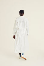 Afbeelding in Gallery-weergave laden, Lange witte rok HILARY A-lijn en zijzakken - Terre Bleue
