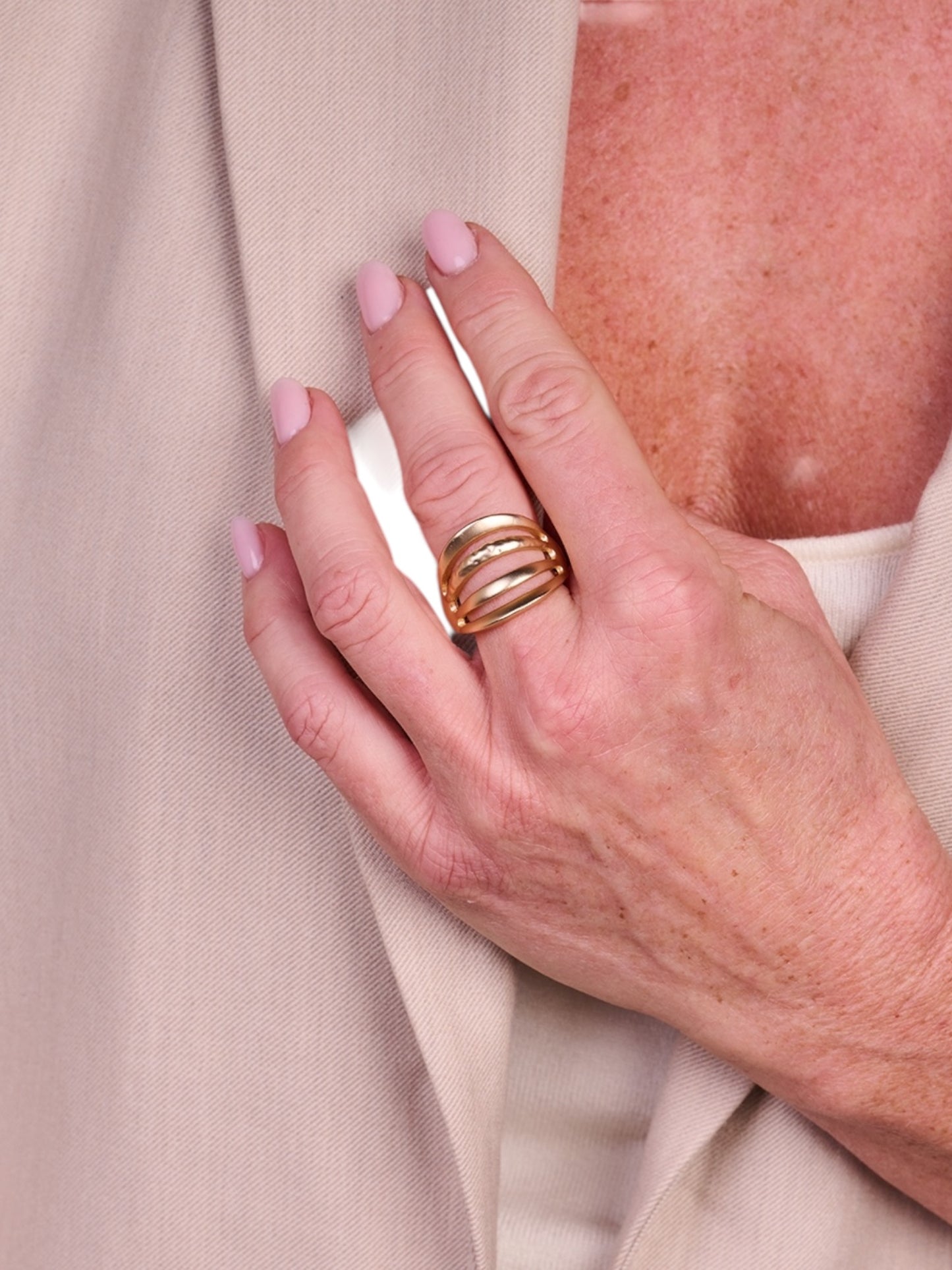 Les Cordes - BRI4 ring goudkleurig mat