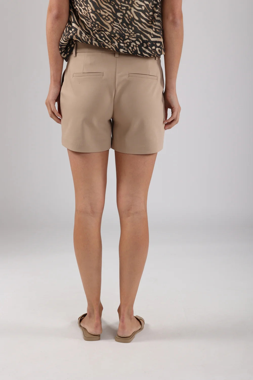Beige short KAIA - Nukus