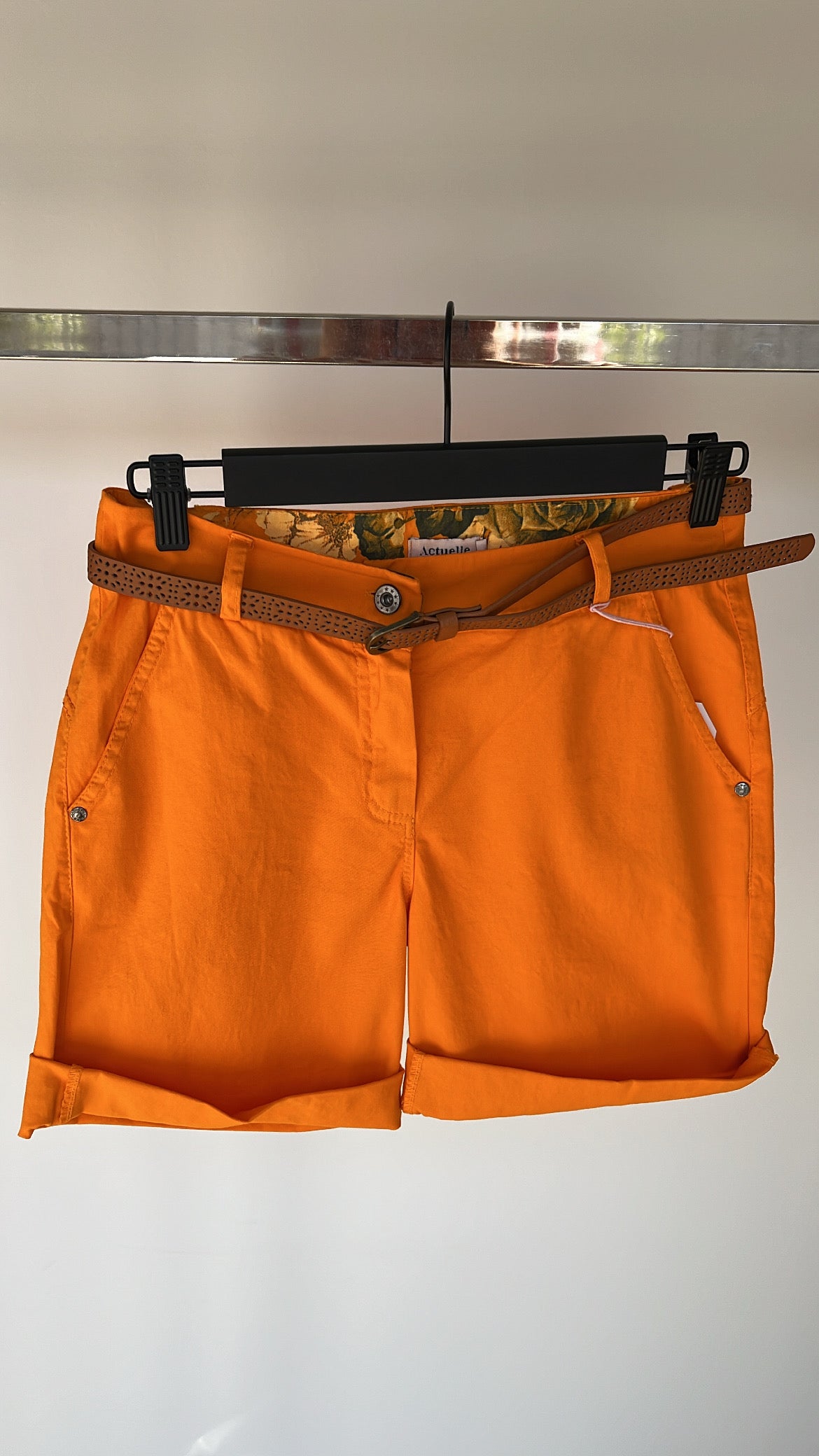 Oranje short Actuelle